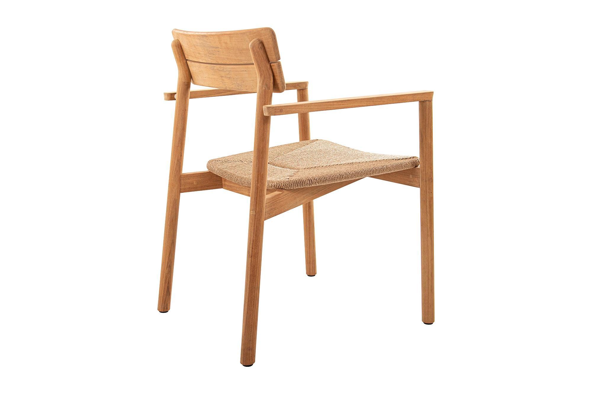 Lynn Teak | Armstoel