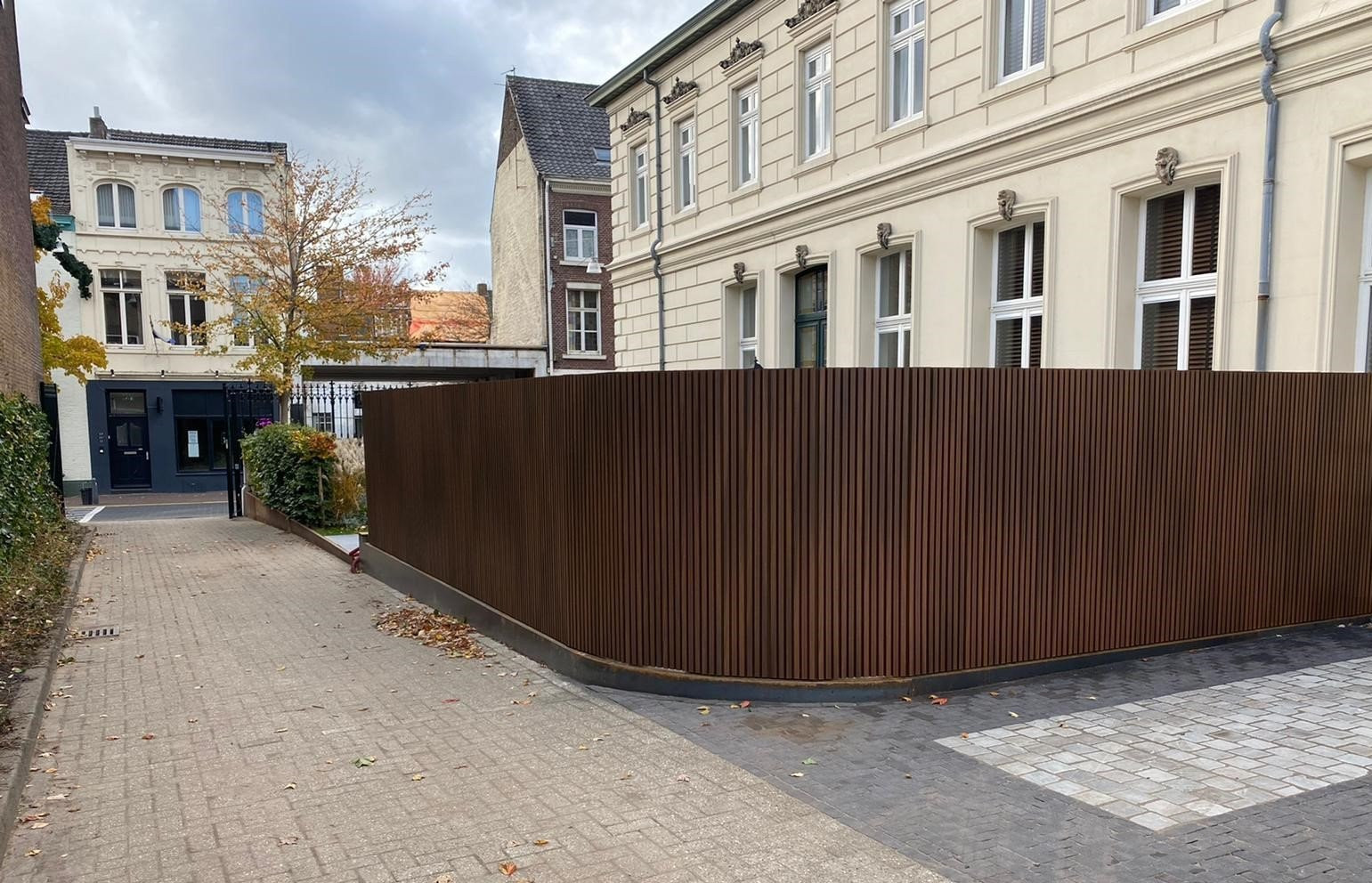 Composiet schutting in Sittard - Geleen of elders in Limburg.