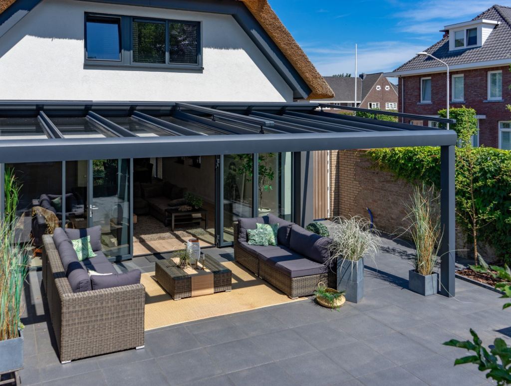 Patio cover in a garden with modern furnishings and lounge furniture in Sittard-Geleen, Limburg.