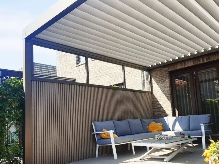 Composite cladding on a veranda in Sittard-Geleen or elsewhere in Limburg.